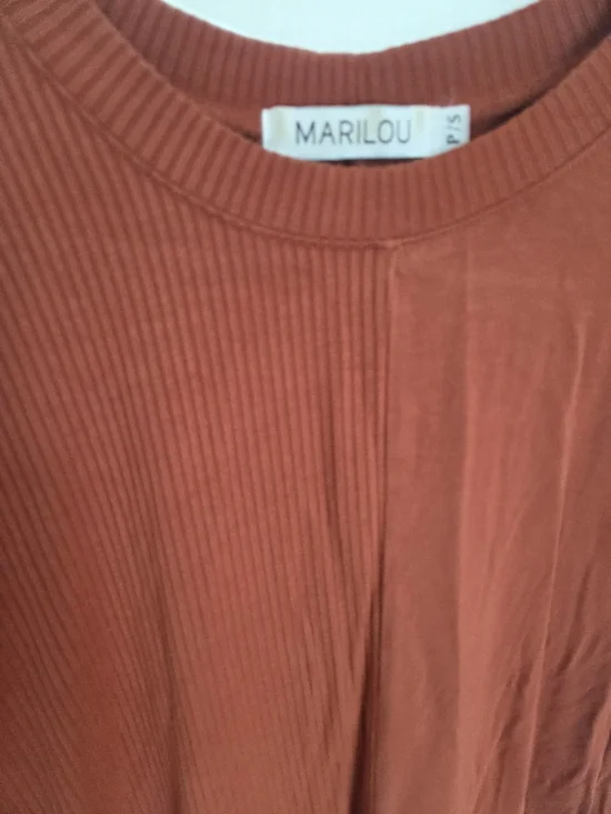 Long Rust Short Sleeve Ribbed Top - Picture 2 of 5